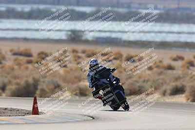 media/Dec-18-2022-SoCal Trackdays (Sun) [[8099a50955]]/Turn 7 Backside (1125am)/